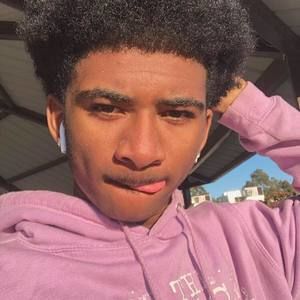 Meet your Posher, Ceejae